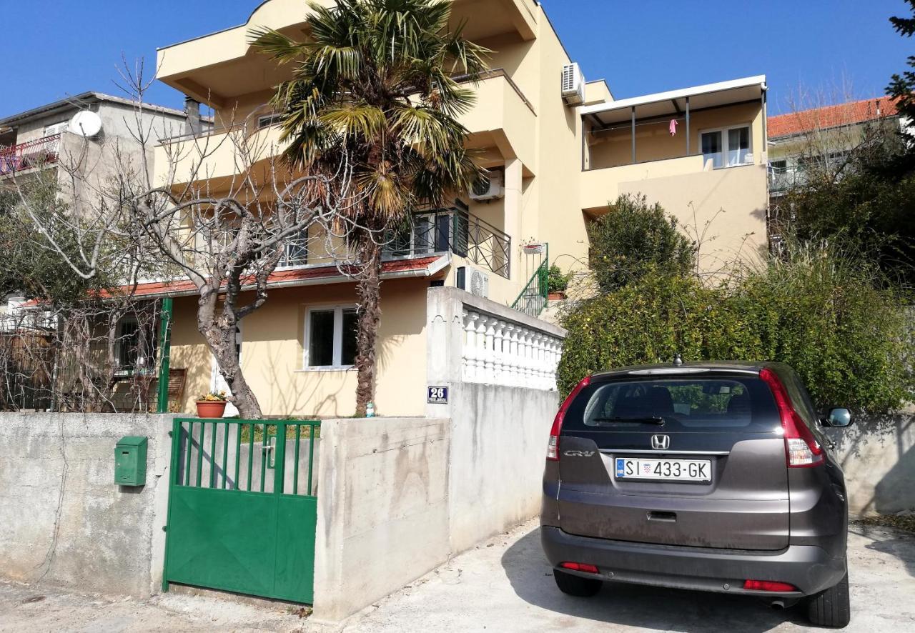 Apartment Maro Šibenik Exterior foto